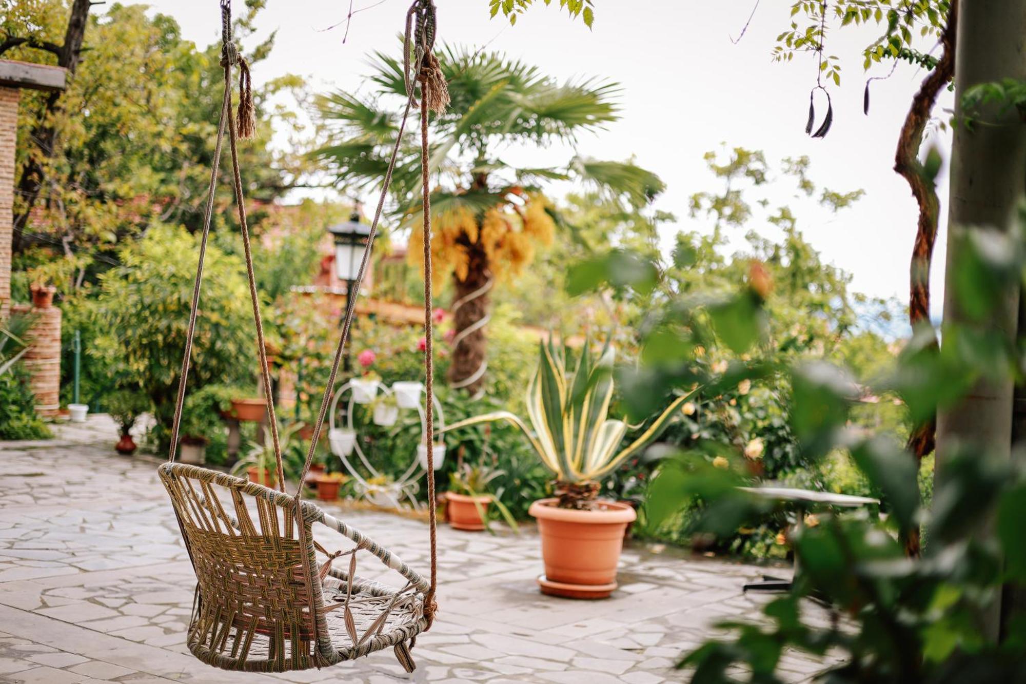 Sighnaghi Garden House Hotel Ngoại thất bức ảnh
